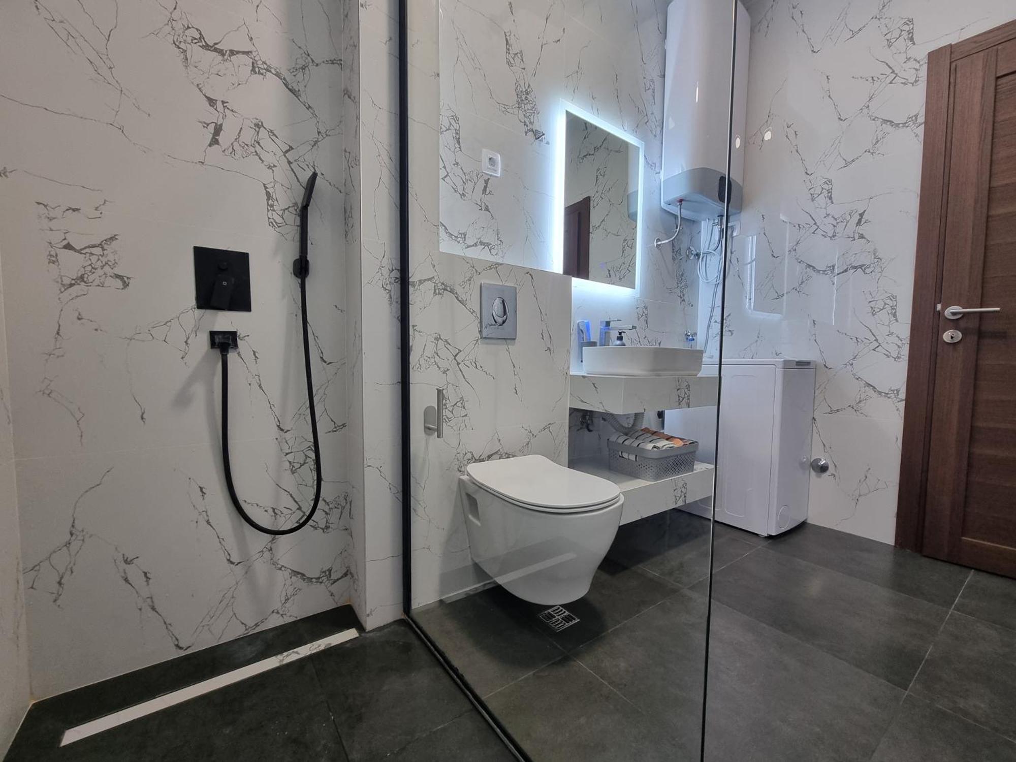 Adriatic Apartments ブドヴァ エクステリア 写真