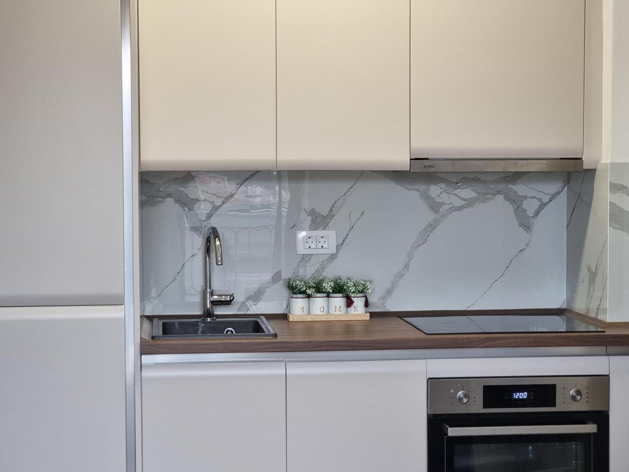 Adriatic Apartments ブドヴァ エクステリア 写真