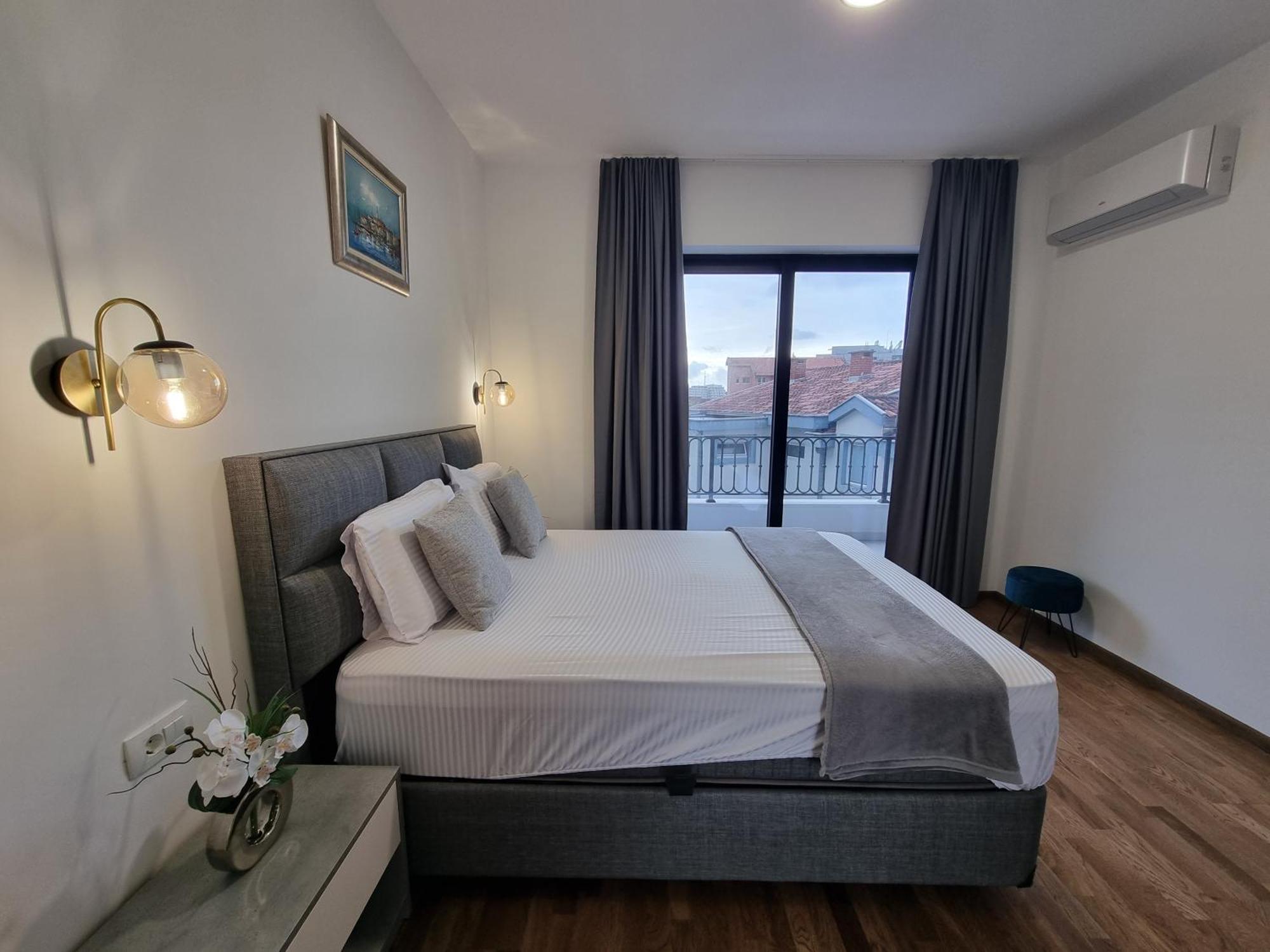 Adriatic Apartments ブドヴァ エクステリア 写真