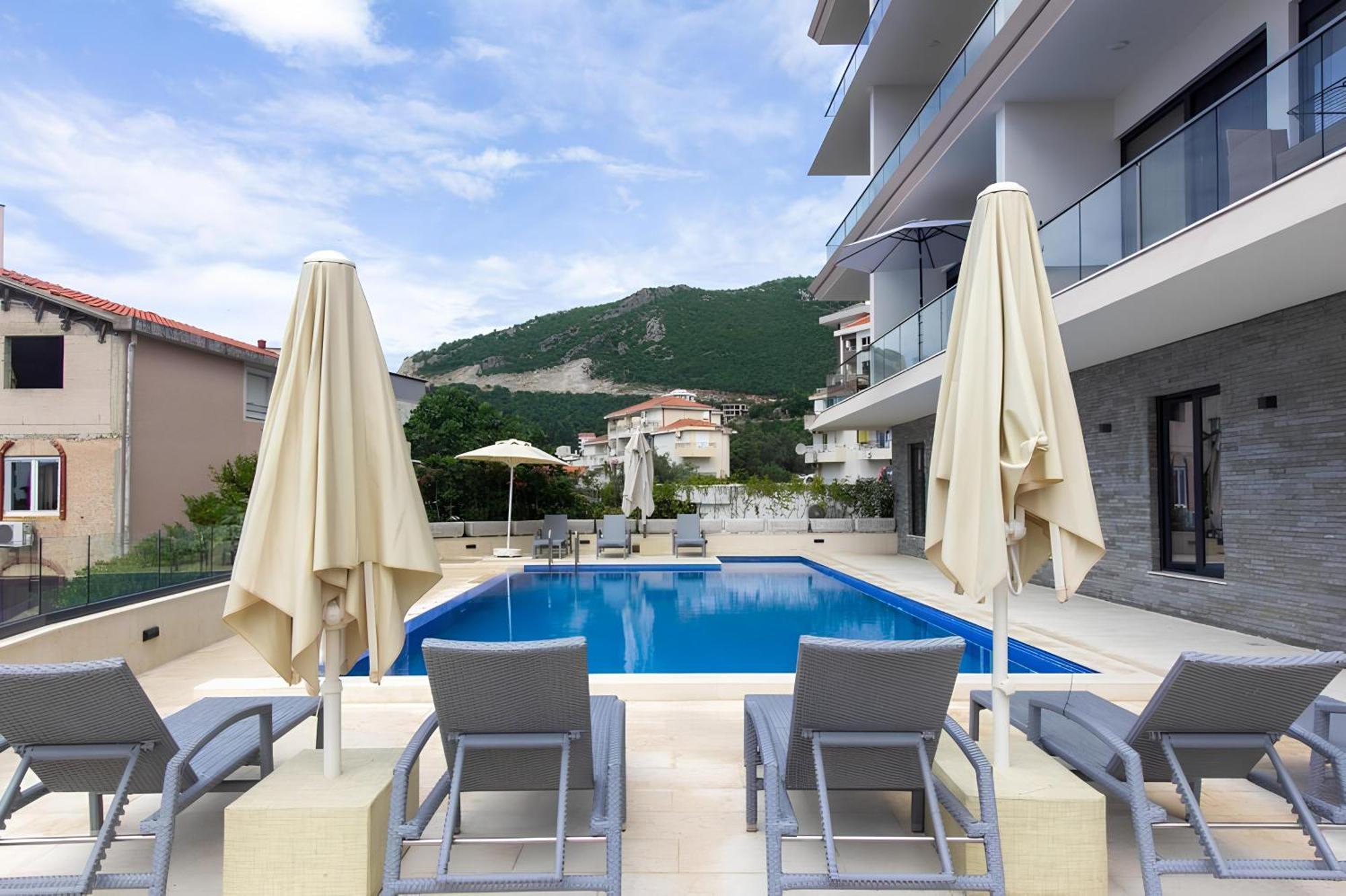 Adriatic Apartments ブドヴァ エクステリア 写真